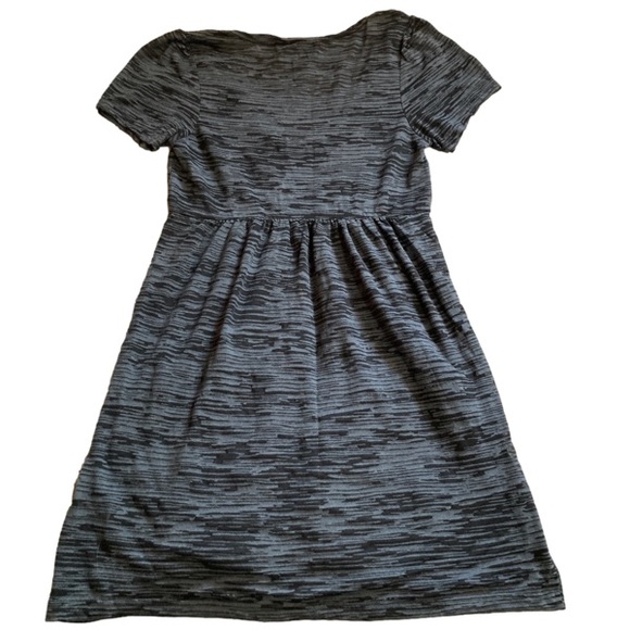 Women’s Black and Gray Scoop Neck Tunic - Size Small - Picture 5 of 5